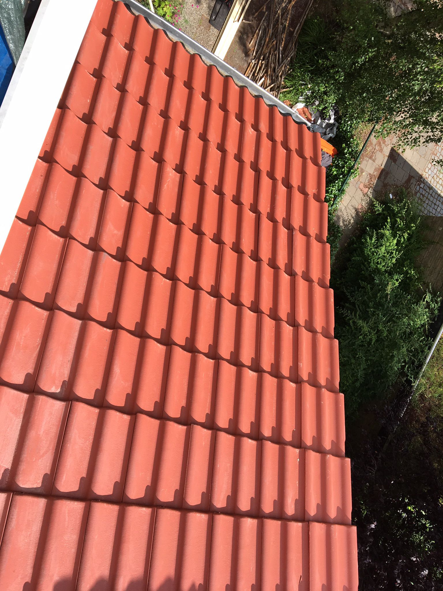 Aanbrengen nieuwe dakpannen, tengels, panlatten en dampdoorlatende folie foto 55